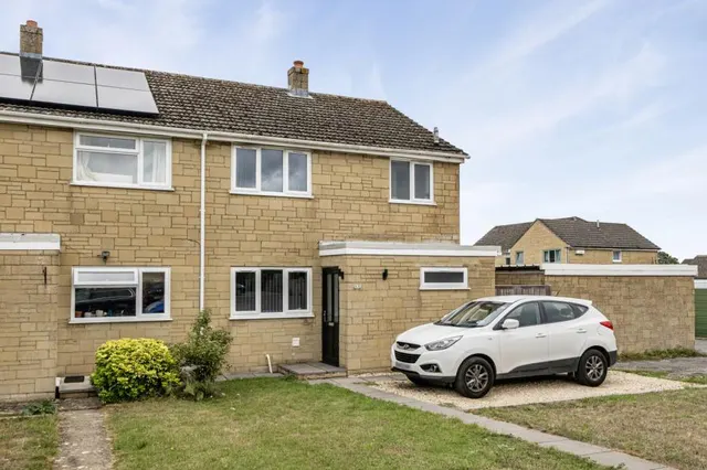 Finchdale Close, Carterton, OX18, photo 1