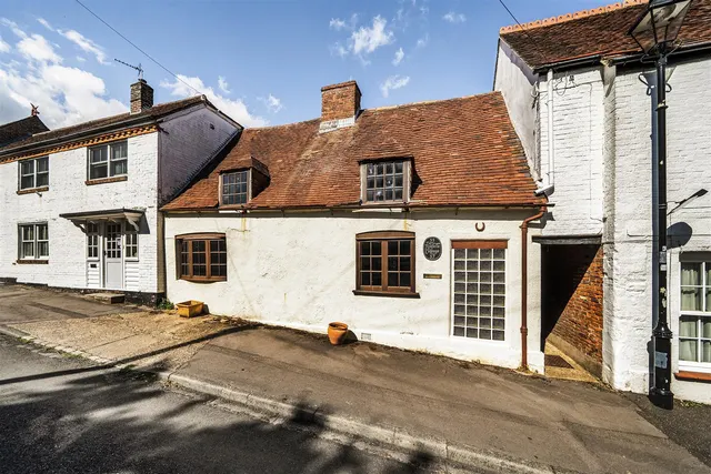 West Street, Titchfield Village, photo 1