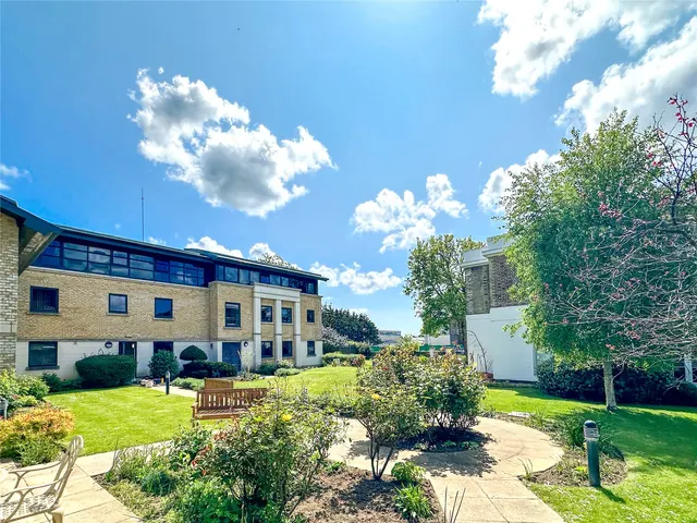 Union Place, Worthing, BN11, photo 1