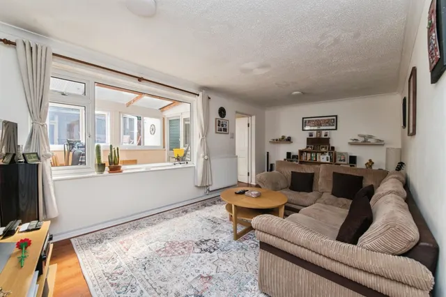 Lime Kiln Road, Tiverton, EX16, photo 3