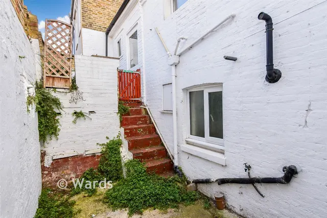 Clifton Gardens, Margate, CT9, photo 2