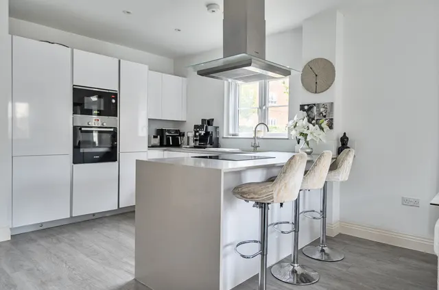 Photo 2 — Littlewood Place, Warfield, Bracknell, Berkshire, RG42 6DL