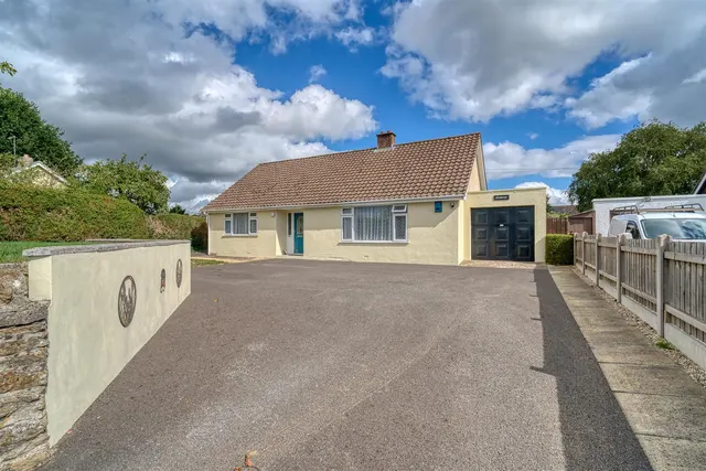 Limekiln Lane, Henstridge, photo 1