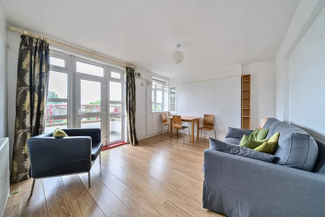 Champion Hill, SE5, photo 1