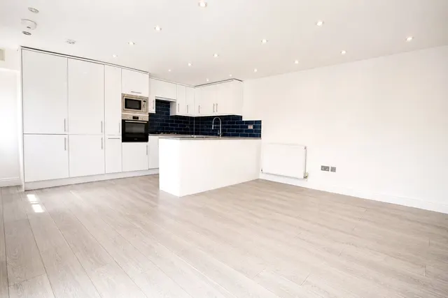 Cypress Road, London, SE25, photo 2