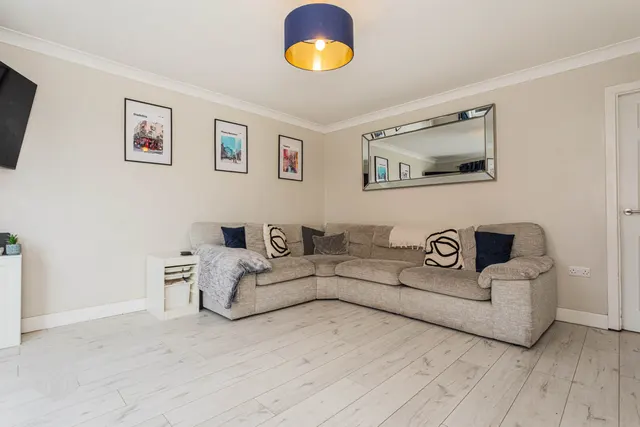 Photo 3 — Windmill Rise, Worsley, Manchester, M28 1FL