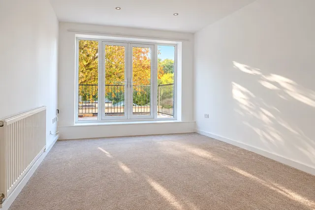 Birchanger Road, London, SE25, photo 2