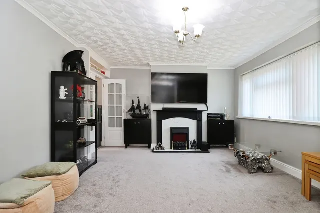 Photo 3 — Falcon Drive, Patchway, Bristol, BS34