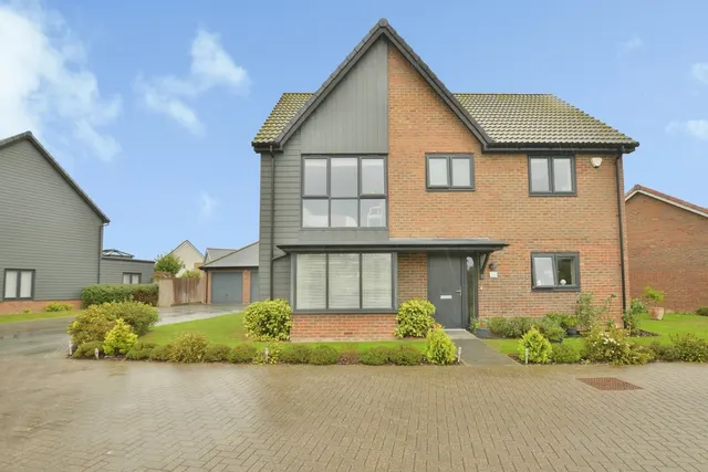 Ruben Crescent, New Romney, Kent, TN28, photo 1