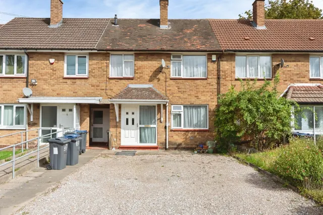 Photo 3 — Ninfield Road, Birmingham