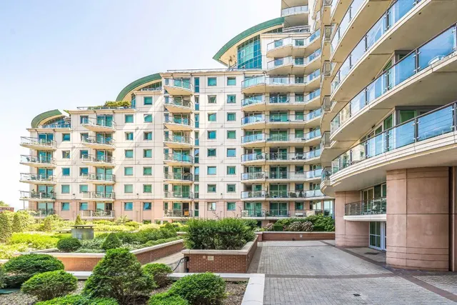 St. George Wharf, Nine Elms, photo 1