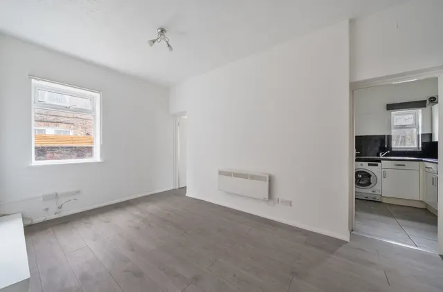 Rowlands Road, Worthing, BN11, photo 2