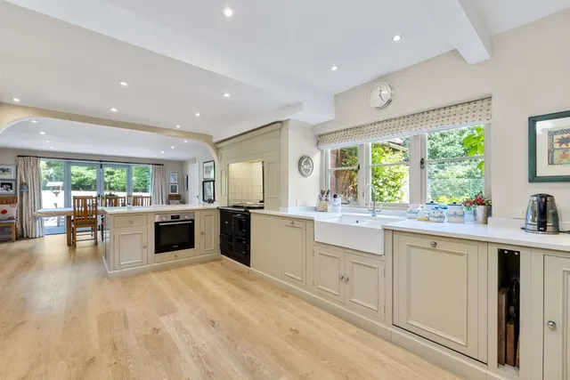 Photo 3 — High Street Green, Chiddingfold, Godalming, Surrey, GU8 4YA