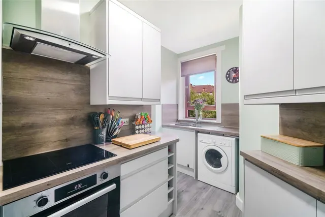 Photo 3 — Brisbane Street, Cathcart, Glasgow, G42