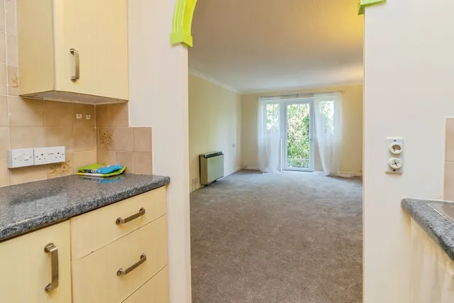 Photo 3 — Flintergill Court, Heelands, Milton Keynes, Buckinghamshire, MK13