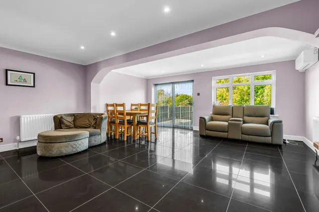 Musley Hill, Ware, SG12, photo 3