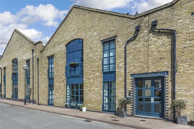 Millennium Drive, London, E14, photo 1