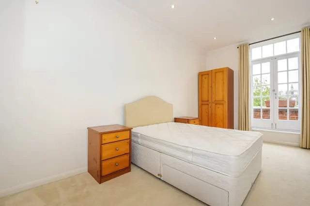 Eton Avenue, Belsize Park, NW3, photo 3