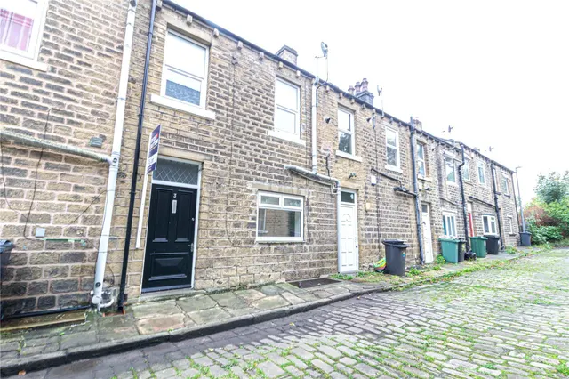 Granville Terrace, Huddersfield, HD1, photo 1