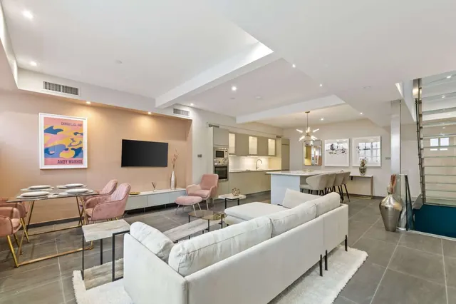Atherstone Mews, London, SW7 5BX, photo 1