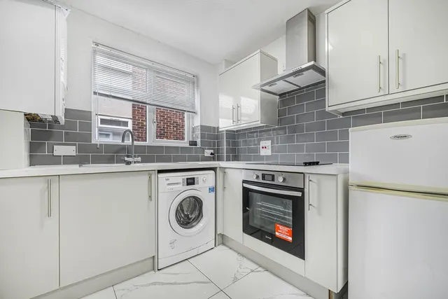 The Green, Sidcup, DA14, photo 3