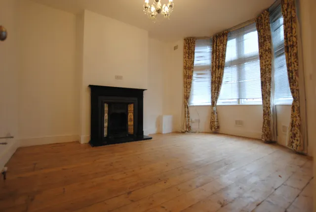 Photo 2 — Cornwall Road, Haringey, London, N15 5AX