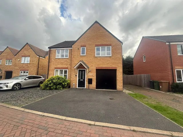 Mollis Close, Peterborough, PE2, photo 1
