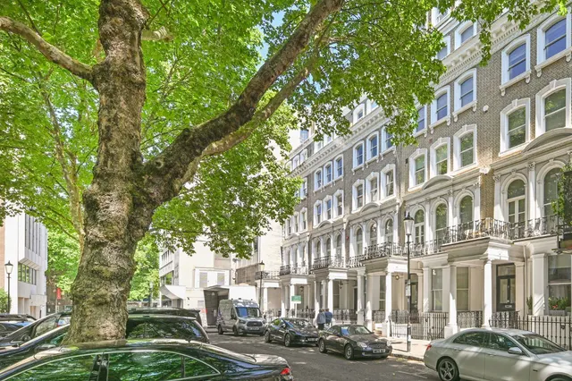 Beaufort Gardens, Knightsbridge, SW3, photo 1
