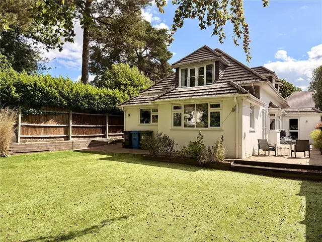 Frankland Crescent, Lower Parkstone, Poole, BH14, photo 1
