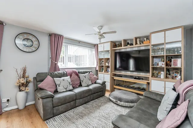 Guernsey Close, Southampton, SO16, photo 2