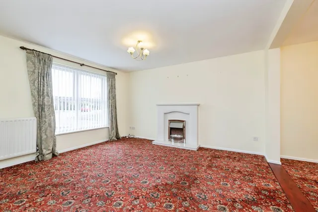 Photo 3 — Chaldron Way, Eaglescliffe, Stockton-on-Tees, TS16
