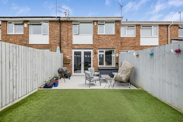 Photo 3 — Leaholme Gardens, Whitchurch, Bristol, BS14 0LQ