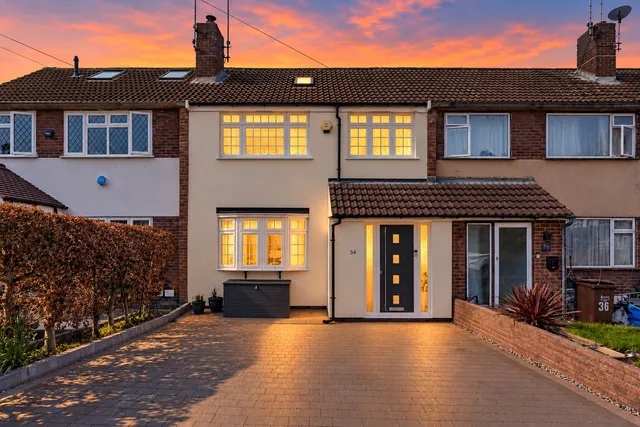 Pinewood Way, Hutton, CM13, photo 2