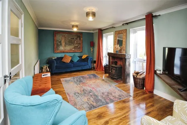 Dyers Mews, Neath Hill, MK14, photo 3