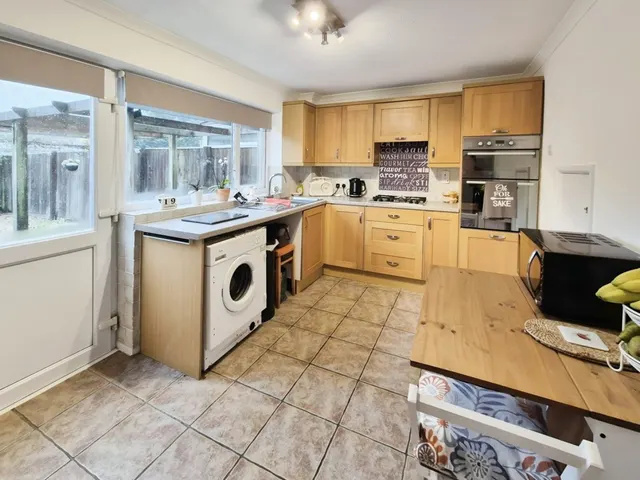 Lime Tree Avenue, Yeovil, BA20, photo 3