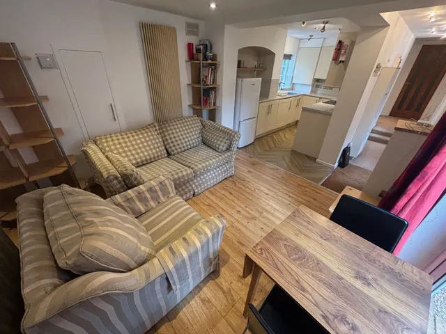 Coleshill Street, Sutton Coldfield, B72, photo 3