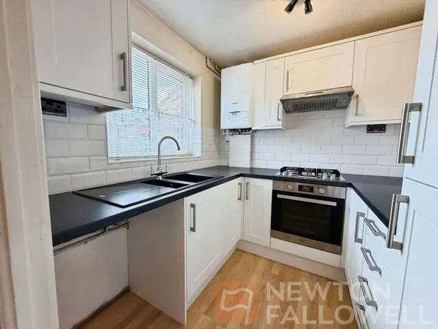 Wainwright, Werrington, PE4, photo 3