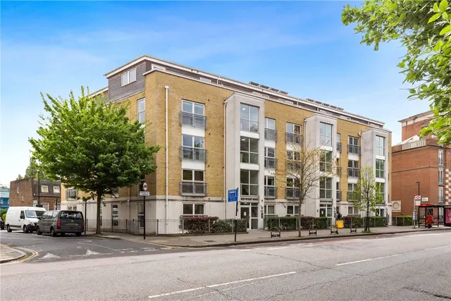 Essex Road, London, N1, photo 1