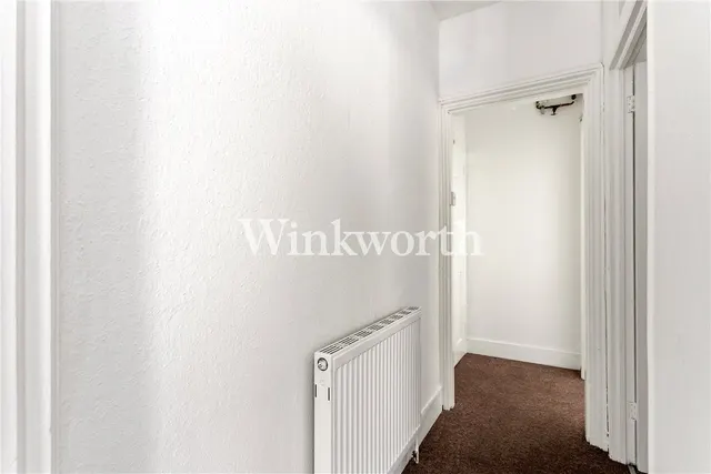 West Green Road, London, N15, photo 1