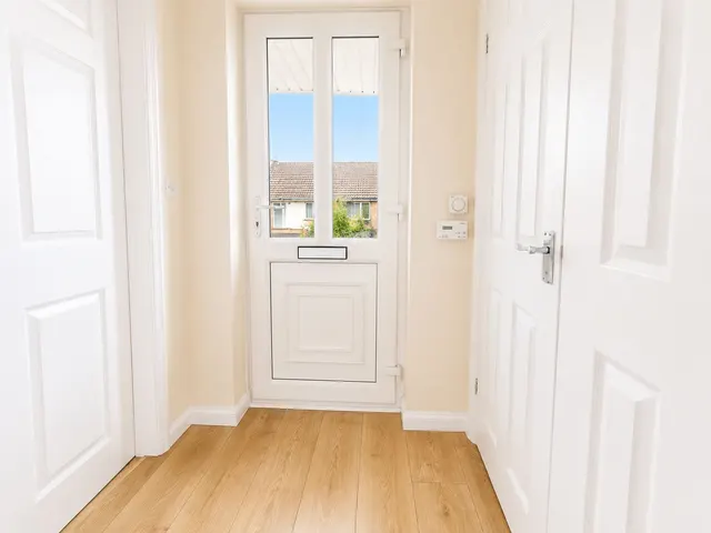 Yarwell Close, Orton Longueville, PE2, photo 2