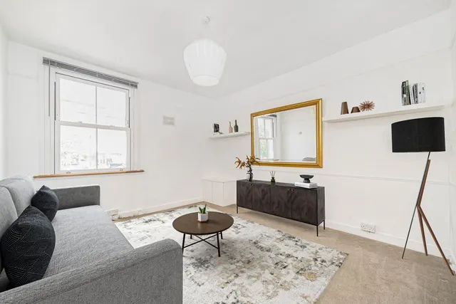 Barb Mews, W6, photo 2