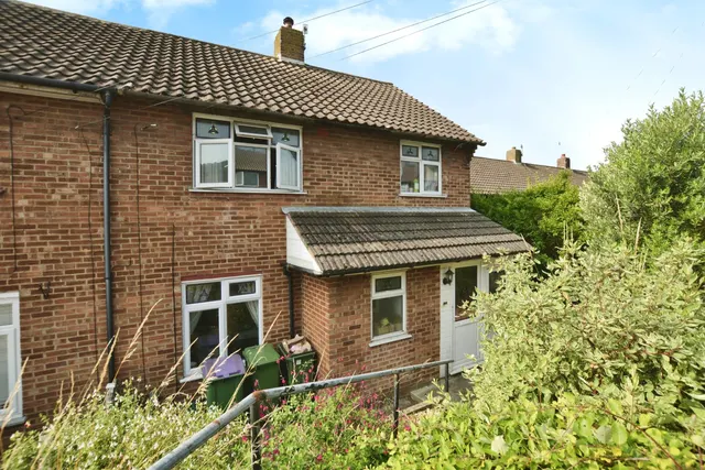 George Gurr Crescent, Folkestone, Kent, CT19, photo 1