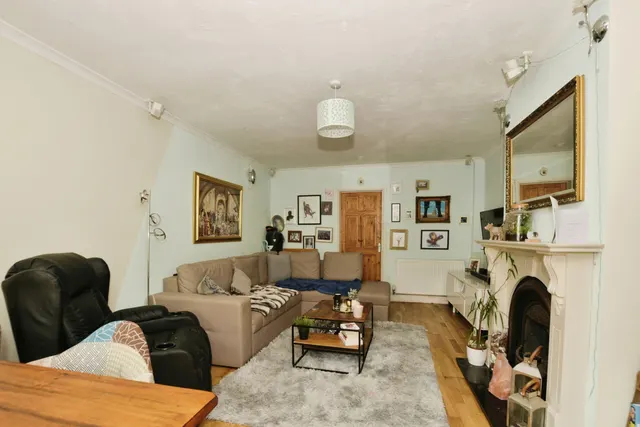 Photo 3 — George Gurr Crescent, Folkestone, Kent, CT19