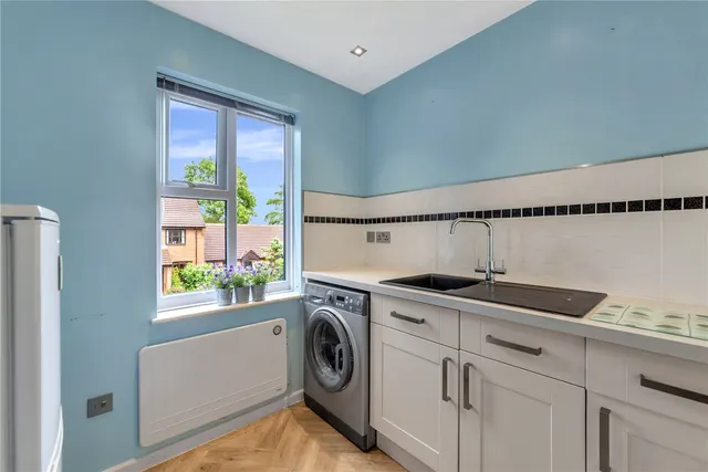 Photo 3 — Willow Tree Drive, Barnt Green, Birmingham, Worcestershire, B45 8PB