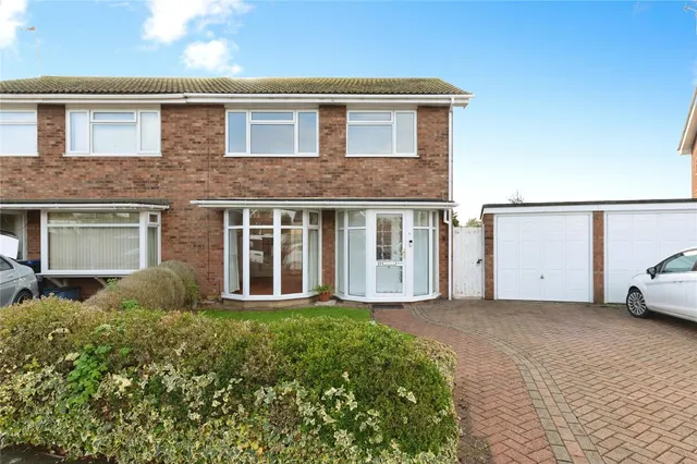 Raphael Drive, Shoeburyness, Southend-on-Sea, Essex, SS3, photo 1