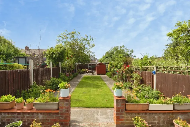 Rowden Road, Chingford, E4, photo 1