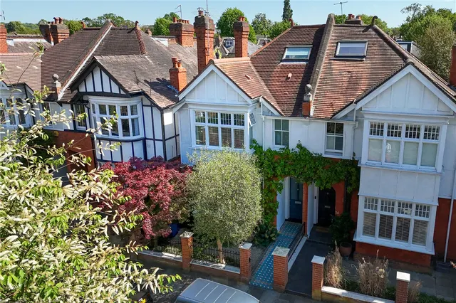 Claremont Road, St Margarets, TW1, photo 1