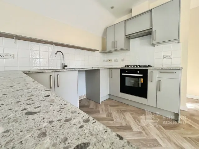 Madrid Road, Guildford, GU2, photo 2