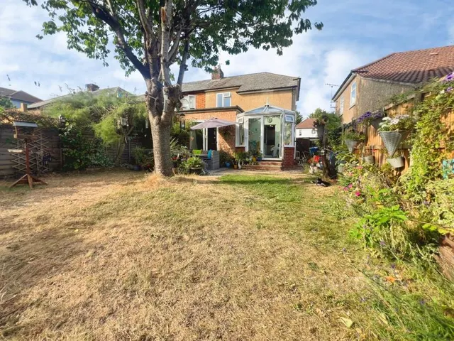 Anglesey Road, Aldershot, GU12, photo 2