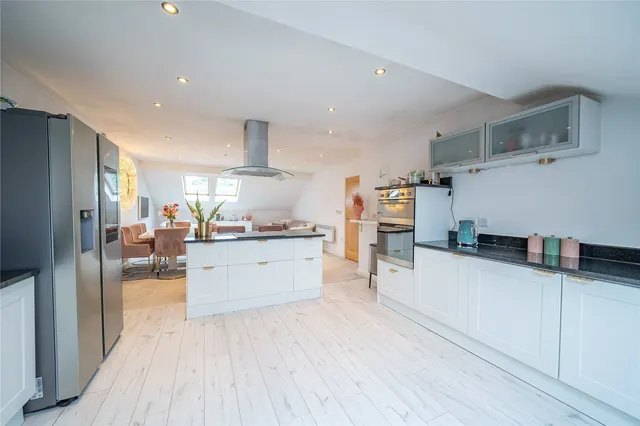 The Acres, Alwoodley, LS17, photo 2